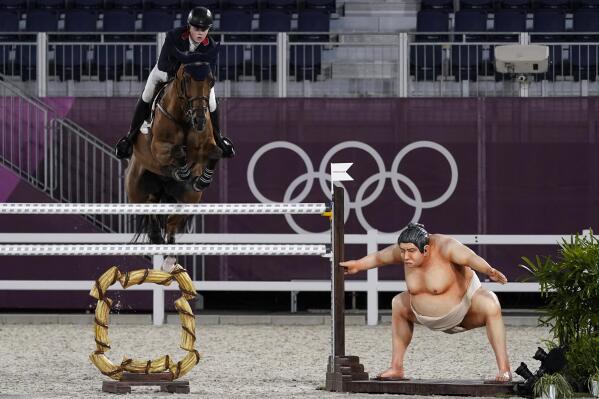 Sumo scare Riders say horses might be spooked by statue AP News